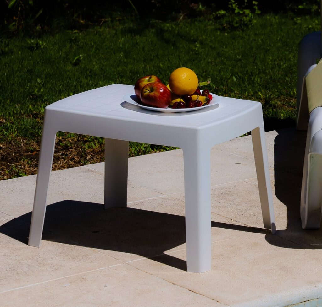 Mesa Plastica Auxiliar Bahamas (1)
