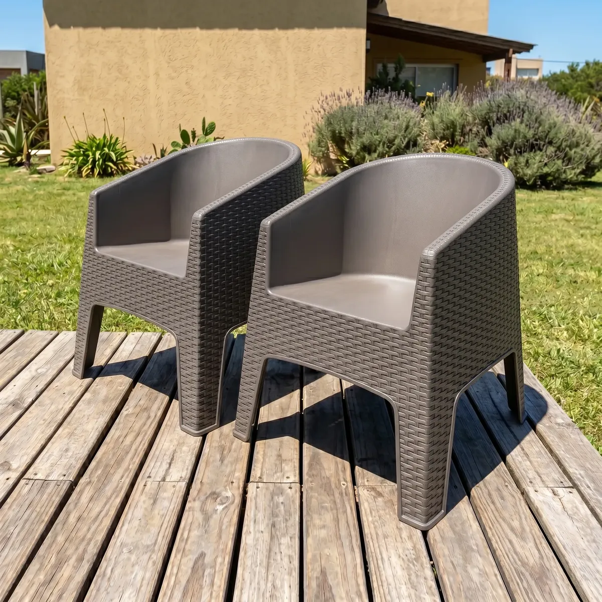 Sillon Plastico Simil Rattan Oasis Reforzado Apilable Capuchino - Imagen 2